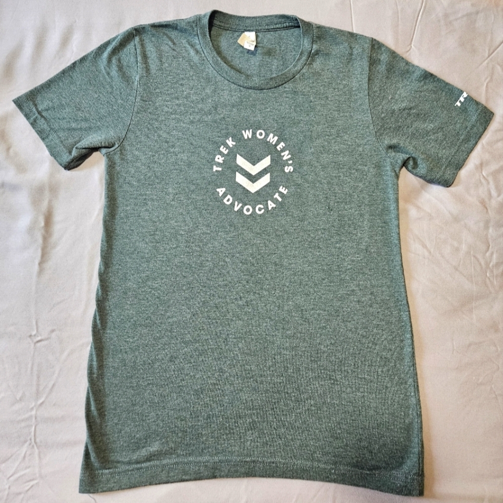 Ladies Trek t-shirt, Canvas Bella, Heather green, size XS